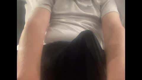 Snapshot of txsizedhog420 chatting on October 2, 4:19 am txsizedhog420 online show from October 2, 4:19 am