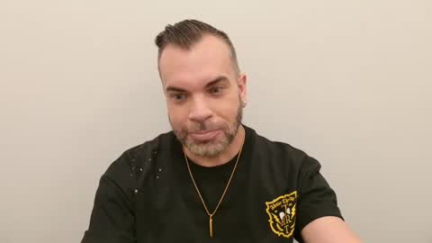 TylerDavid online show from November 6, 11:15 pm