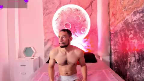 Snapshot of tyagoroberts chatting on September 21, 12:51 pm Tyago online show from September 21, 12:51 pm