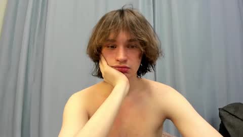 Snapshot of tyler__johnson chatting on January 18, 12:46 am Tyler johnson online show from January 18, 12:46 am