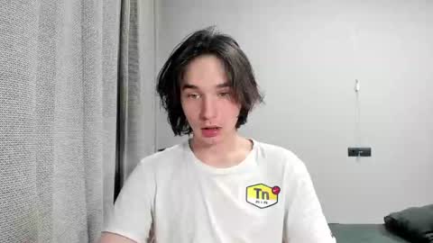 Snapshot of tyler__johnson chatting on January 24, 4:17 pm Tyler johnson online show from January 24, 4:17 pm
