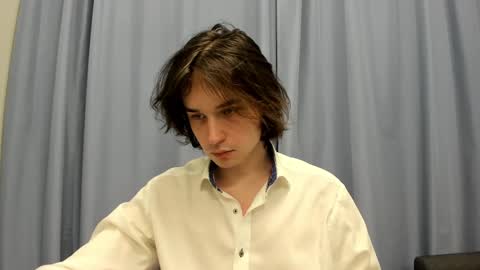 Snapshot of tyler__johnson chatting on January 25, 9:35 pm Tyler johnson online show from January 25, 9:35 pm