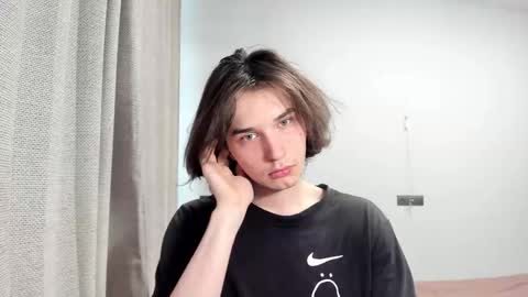 Snapshot of tyler__johnson chatting on February 19, 12:22 pm Tyler johnson online show from February 19, 12:22 pm