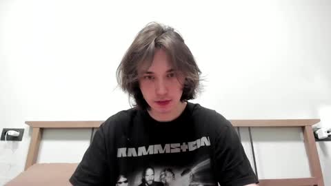 Snapshot of tyler__johnson chatting on March 1, 7:04 pm Tyler johnson online show from March 1, 7:04 pm