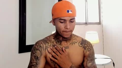 tyler_bell_ online show from July 9, 2:21 pm