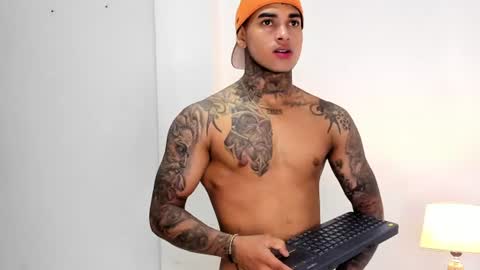 tyler_bell_ online show from July 15, 11:26 am