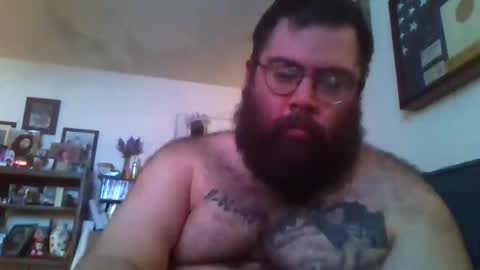 Snapshot of tyler_commons chatting on December 22, 3:47 am Tyler Commons online show from December 22, 3:47 am