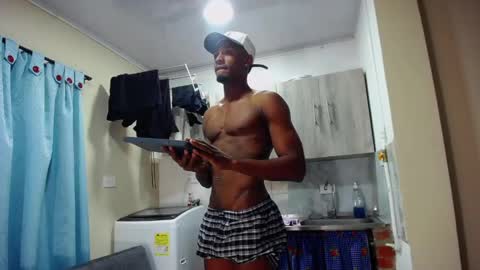 Tyler online show from May 27, 3:14 am
