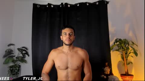 Snapshot of tyler_jonnes chatting on March 22, 3:37 pm Tyler online show from March 22, 3:37 pm
