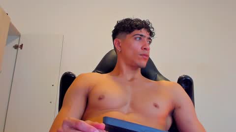     online show from December 12, 11:14 pm
