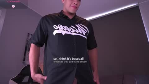 Snapshot of tyler_muscle chatting on October 30, 3:57 pm David online show from October 30, 3:57 pm