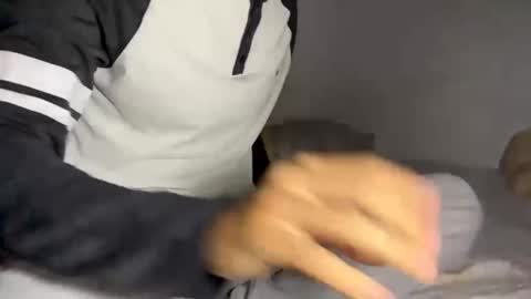 TYLER HEXX online show from September 16, 2:34 am