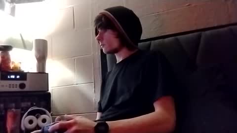 Snapshot of tylerlee199169 chatting on October 14, 12:11 am Tyler online show from October 14, 12:11 am