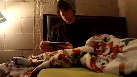 Snapshot of tylerlee199169 chatting on March 10, 6:24 pm Tyler online show from March 10, 6:24 pm