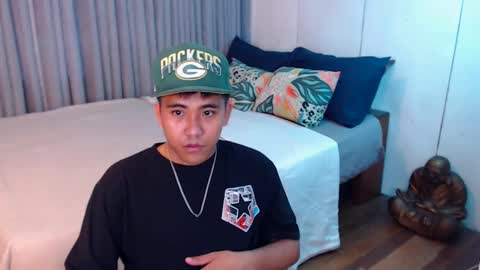 Snapshot of tylerwatson22 chatting on December 20, 3:47 am tyler online show from December 20, 3:47 am