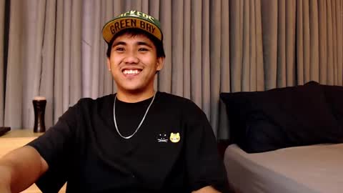 Snapshot of tylerwatson22 chatting on January 15, 6:22 am tyler online show from January 15, 6:22 am