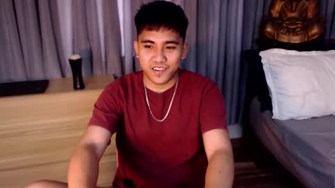 Snapshot of tylerwatson22 chatting on January 21, 4:10 am tyler online show from January 21, 4:10 am