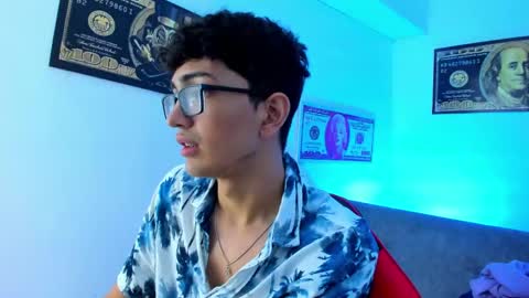   online show from December 30, 3:03 am