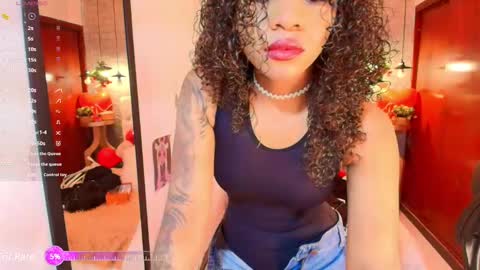 Snapshot of tylla_ chatting on March 5, 3:08 am online show from March 5, 3:08 am
