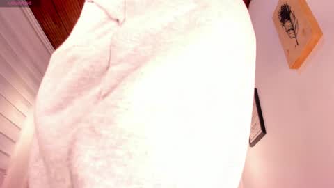       online show from November 26, 4:57 am