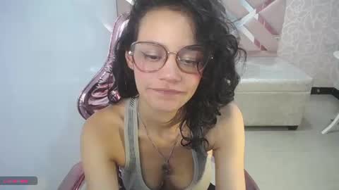 Snapshot of tyna_ch chatting on June 13, 1:14 am TYNA online show from June 13, 1:14 am