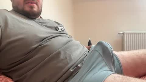 Snapshot of typostry chatting on October 6, 9:29 am typostry online show from October 6, 9:29 am