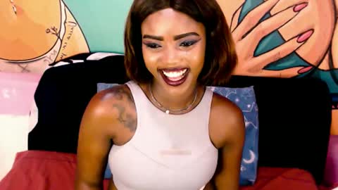 Tyra online show from December 9, 7:18 pm