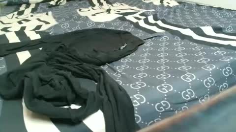 tyrahwang online show from January 15, 9:41 pm