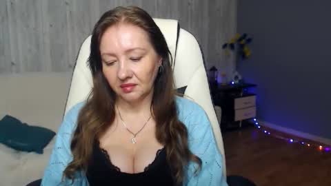 tyramories online show from October 13, 11:54 am