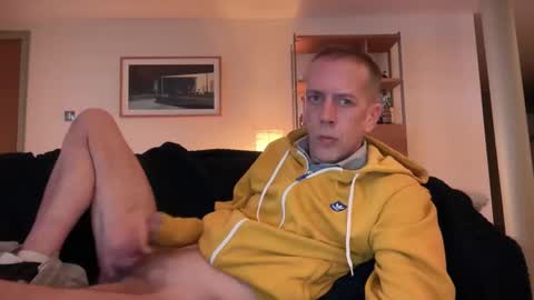 Snapshot of tyronev70 chatting on March 19, 5:39 pm Ty online show from March 19, 5:39 pm