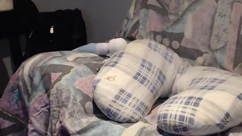 Helena and Tyson online show from March 1, 4:04 am