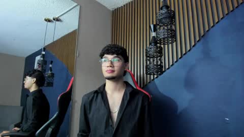 TysonLara online show from April 5, 8:06 pm