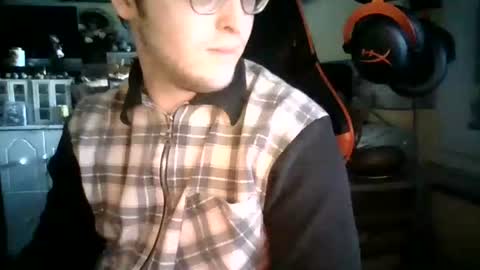 Snapshot of tytybout chatting on March 25, 5:19 pm Tytybout online show from March 25, 5:19 pm