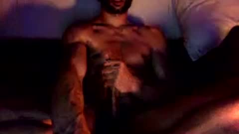 yaya  online show from June 13, 2:42 am