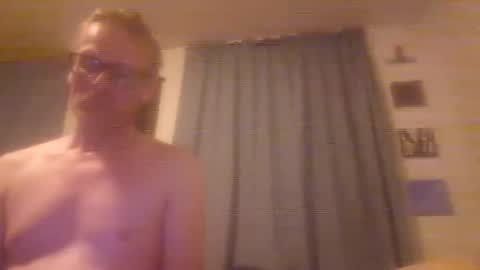 u2232739082 online show from June 7, 12:48 am