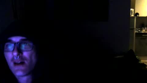 ucloudd online show from May 1, 1:43 am