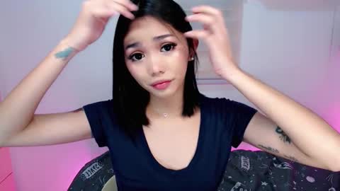Snapshot of ughliah chatting on February 20, 8:16 am urbbgirl alliah online show from February 20, 8:16 am