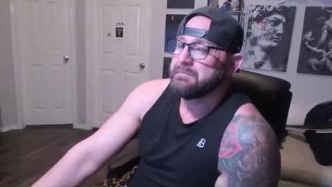 Snapshot of ugly_viking chatting on March 15, 8:31 am Ugly Viking online show from March 15, 8:31 am