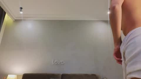 Snapshot of ukki_ chatting on October 11, 2:04 pm Naomi online show from October 11, 2:04 pm