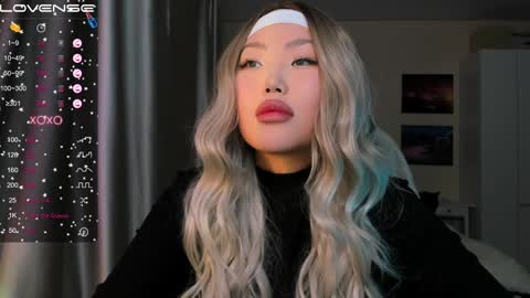 uko sa online show from December 20, 12:49 pm