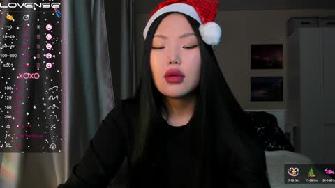 uko sa online show from December 25, 3:28 pm