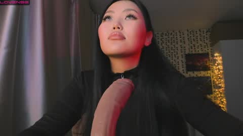 uko sa online show from December 5, 4:58 pm