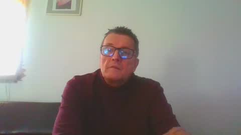 ulmeni4 online show from December 25, 1:09 pm