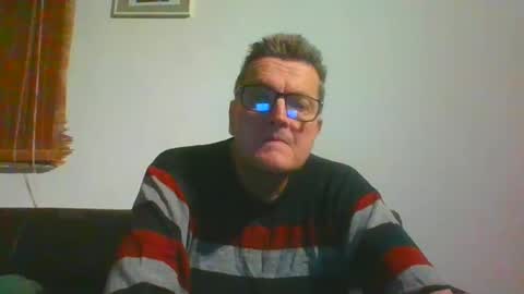 ulmeni4 online show from December 29, 8:15 pm