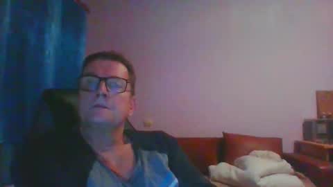ulmeni4 online show from January 12, 7:42 pm