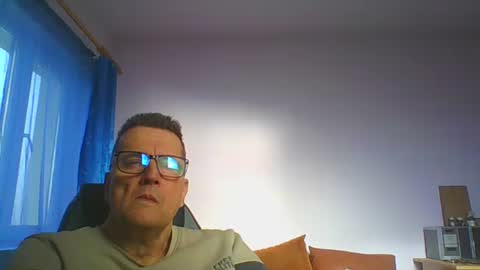 ulmeni4 online show from January 15, 11:43 am