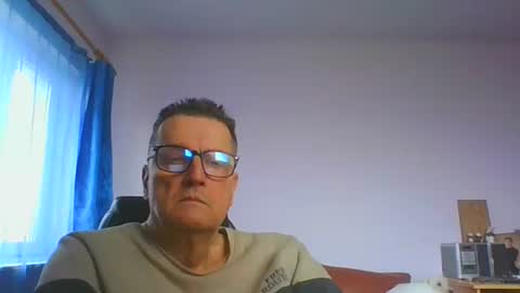 ulmeni4 online show from January 17, 10:33 am