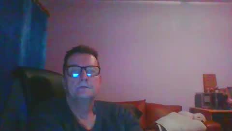 ulmeni4 online show from February 6, 4:58 pm