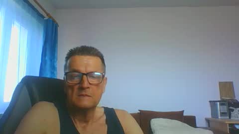 ulmeni7 online show from March 14, 9:15 am