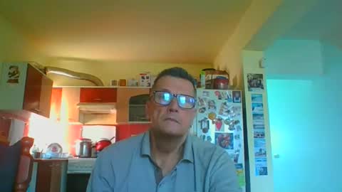 ulmeni7 online show from May 11, 5:24 am